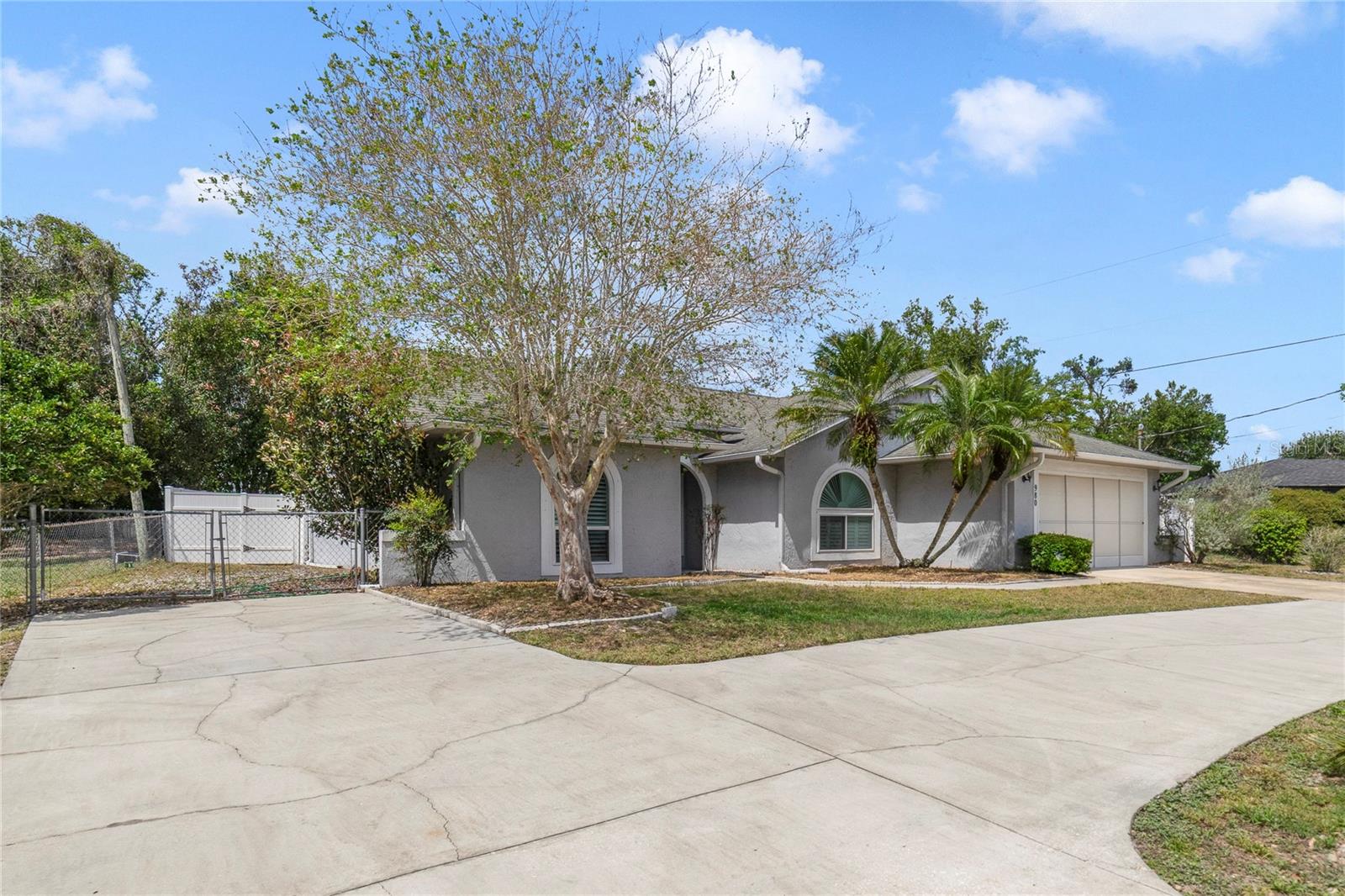 980 RADFORD DRIVE