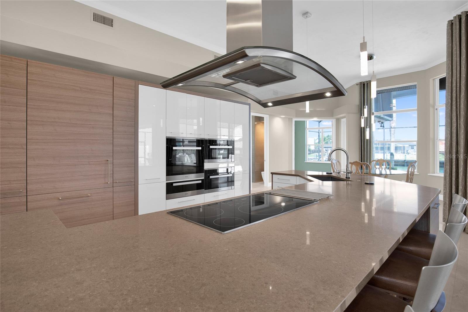 VENEZIA UNIT 04 - Residential