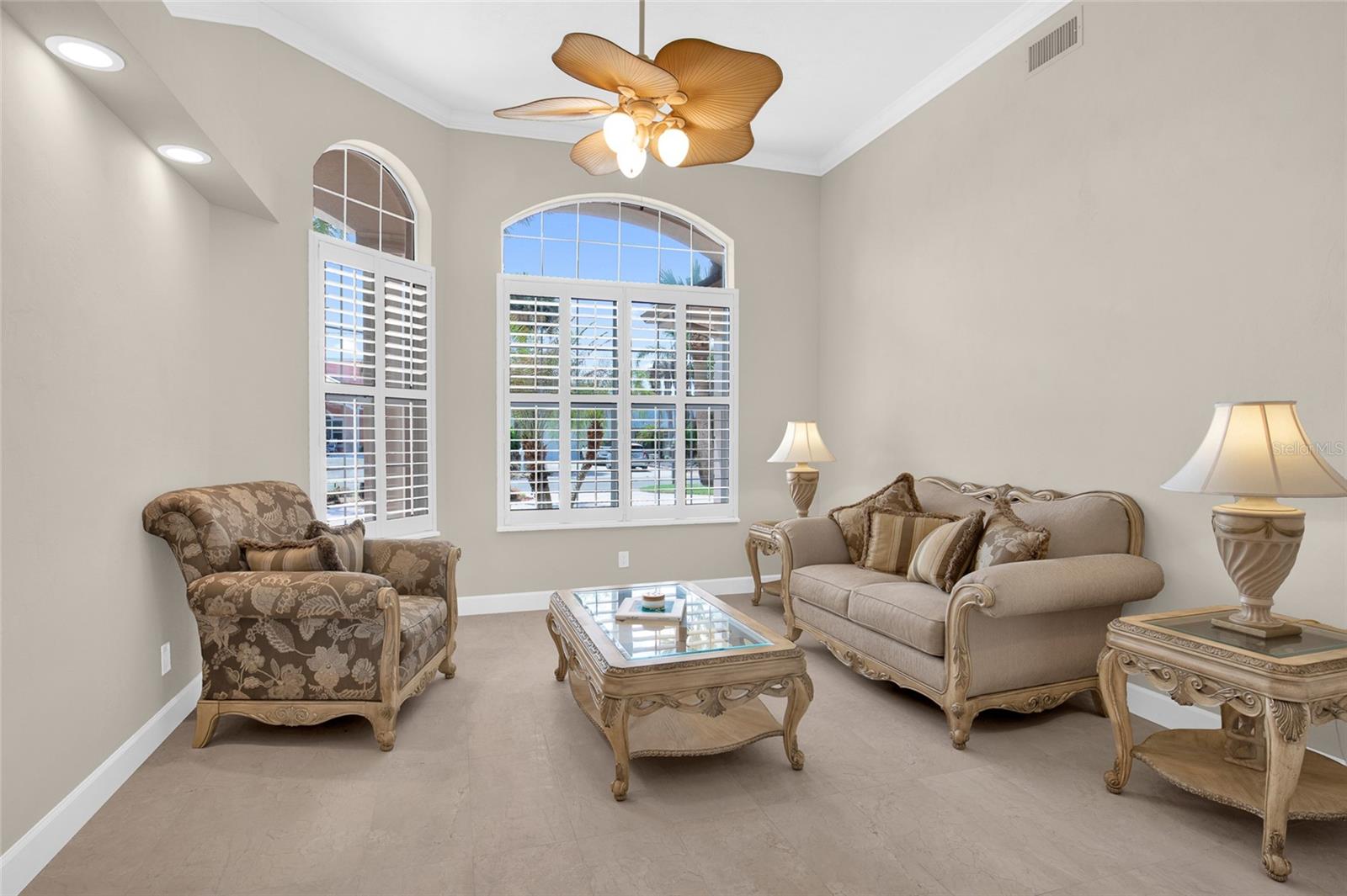 VENEZIA UNIT 04 - Residential