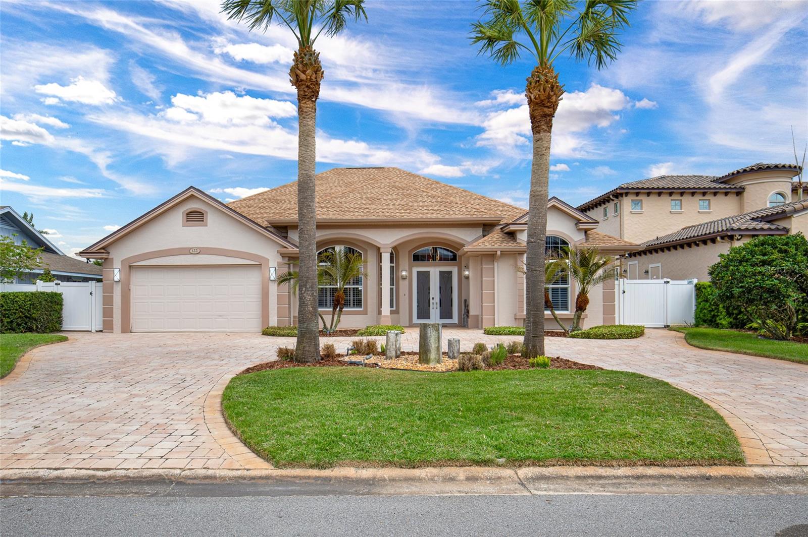 VENEZIA UNIT 04 - Residential