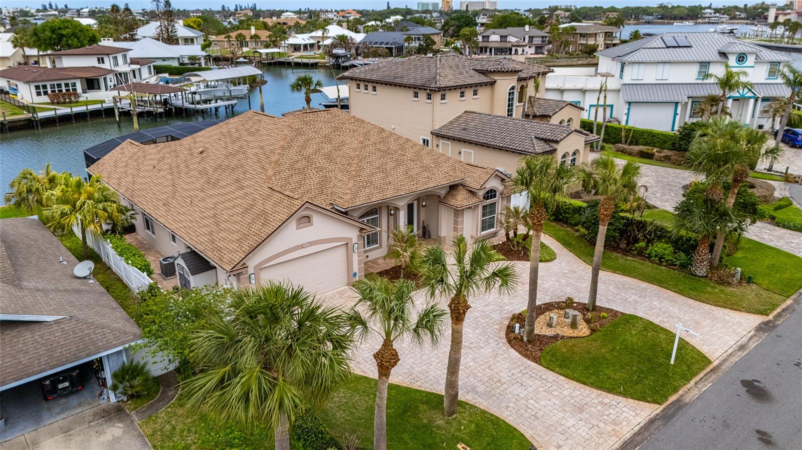 VENEZIA UNIT 04 - Residential