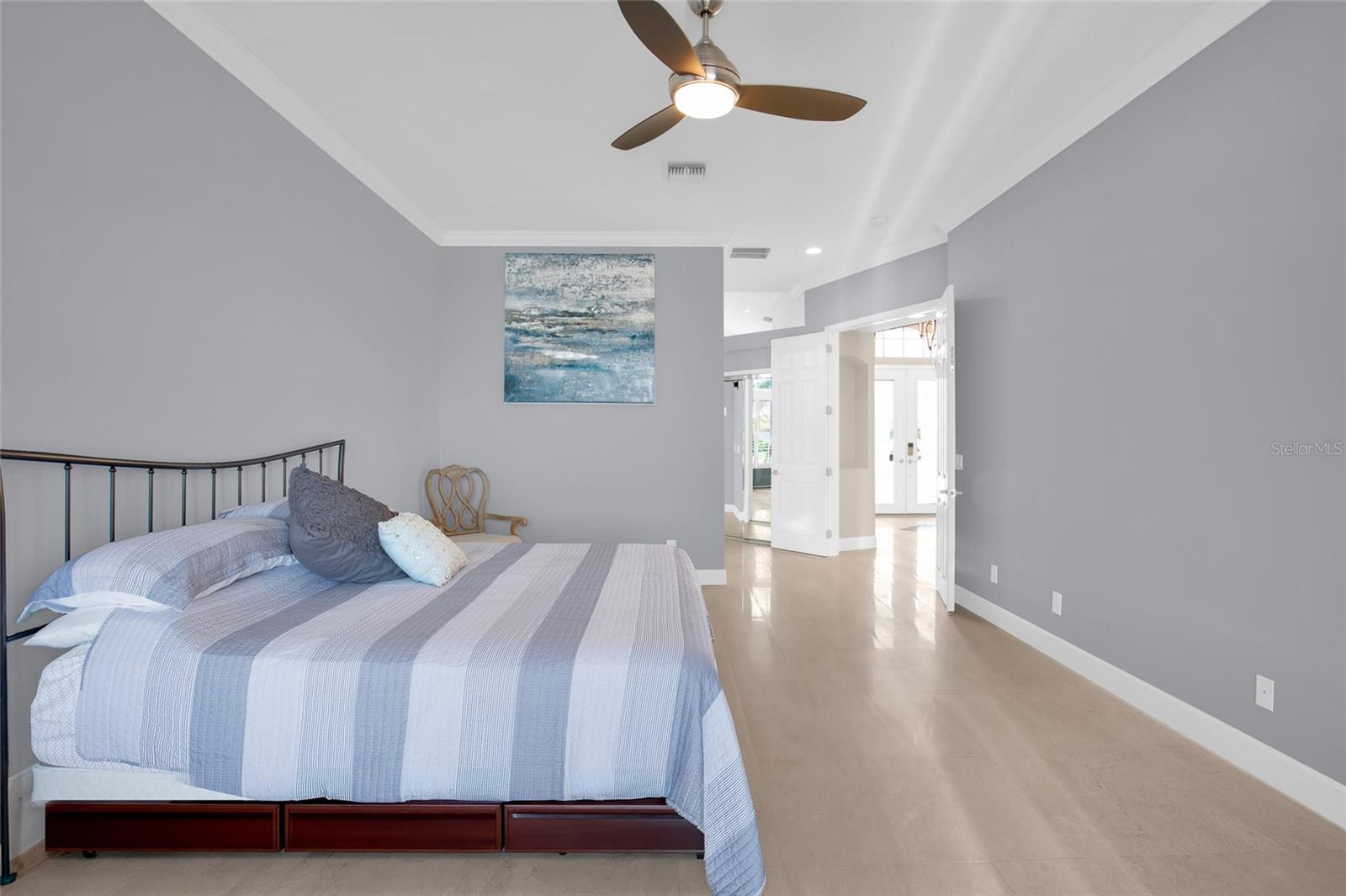 VENEZIA UNIT 04 - Residential