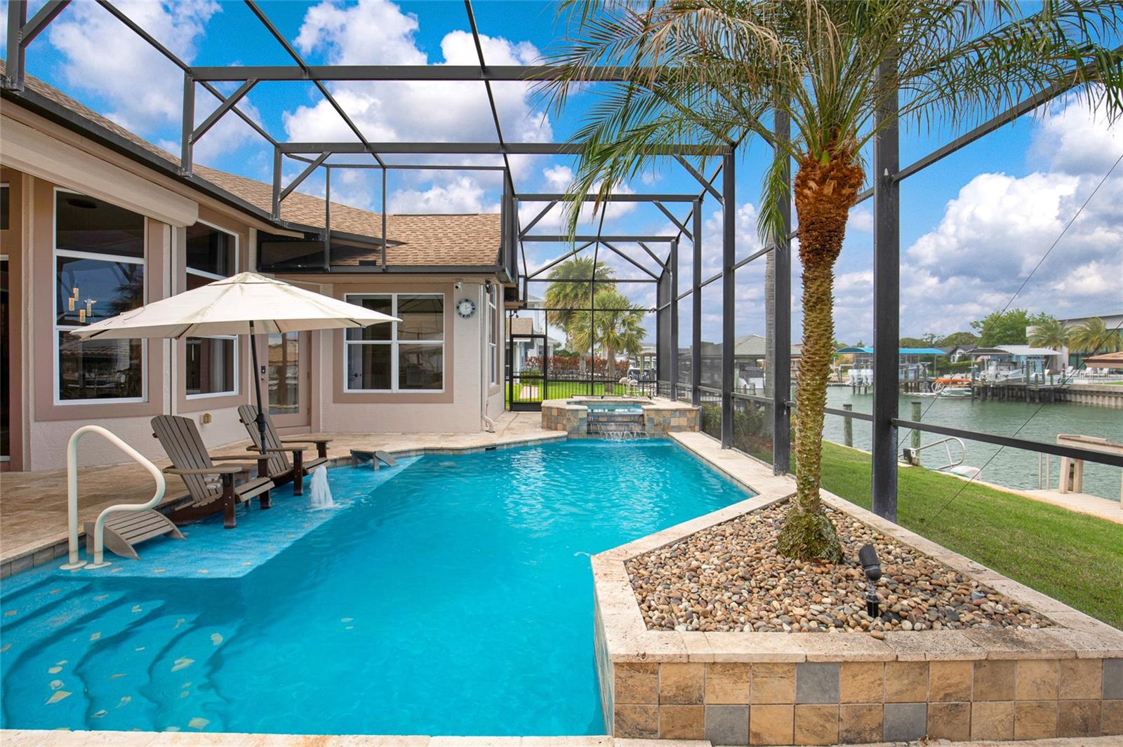 VENEZIA UNIT 04 - Residential