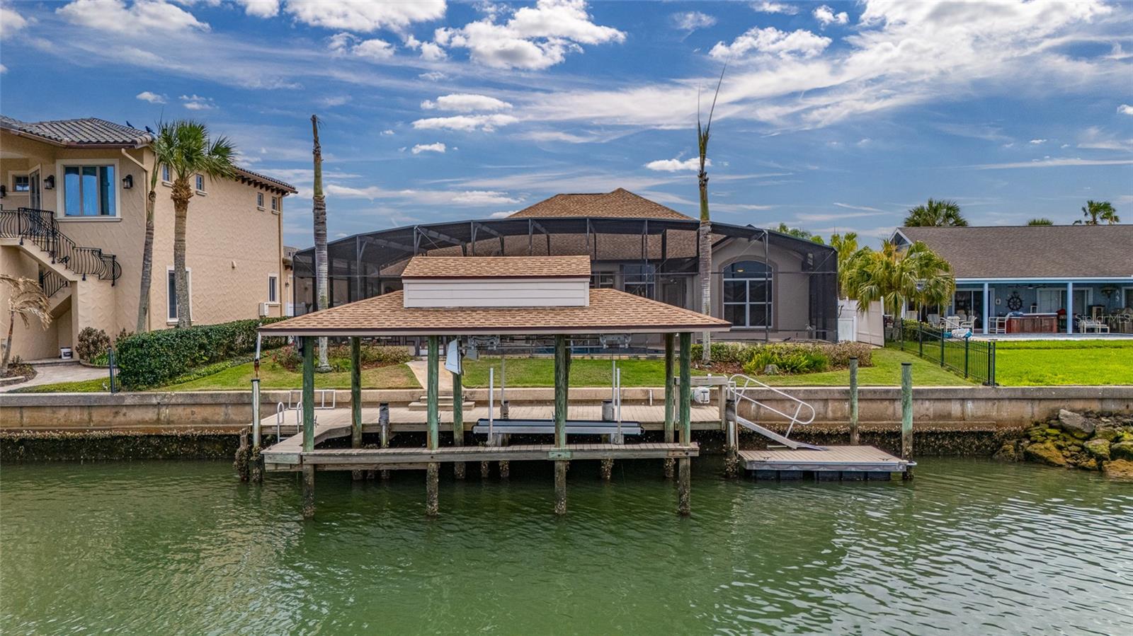 VENEZIA UNIT 04 - Residential