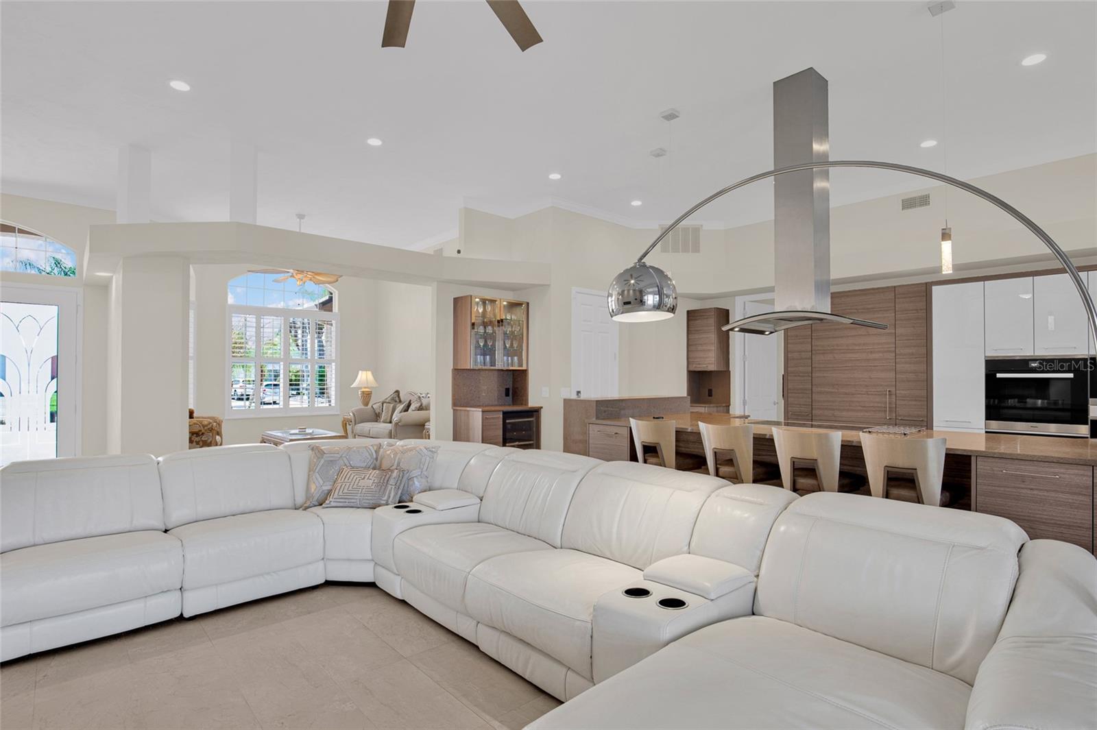 VENEZIA UNIT 04 - Residential