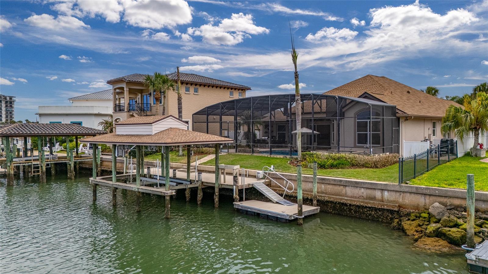 VENEZIA UNIT 04 - Residential