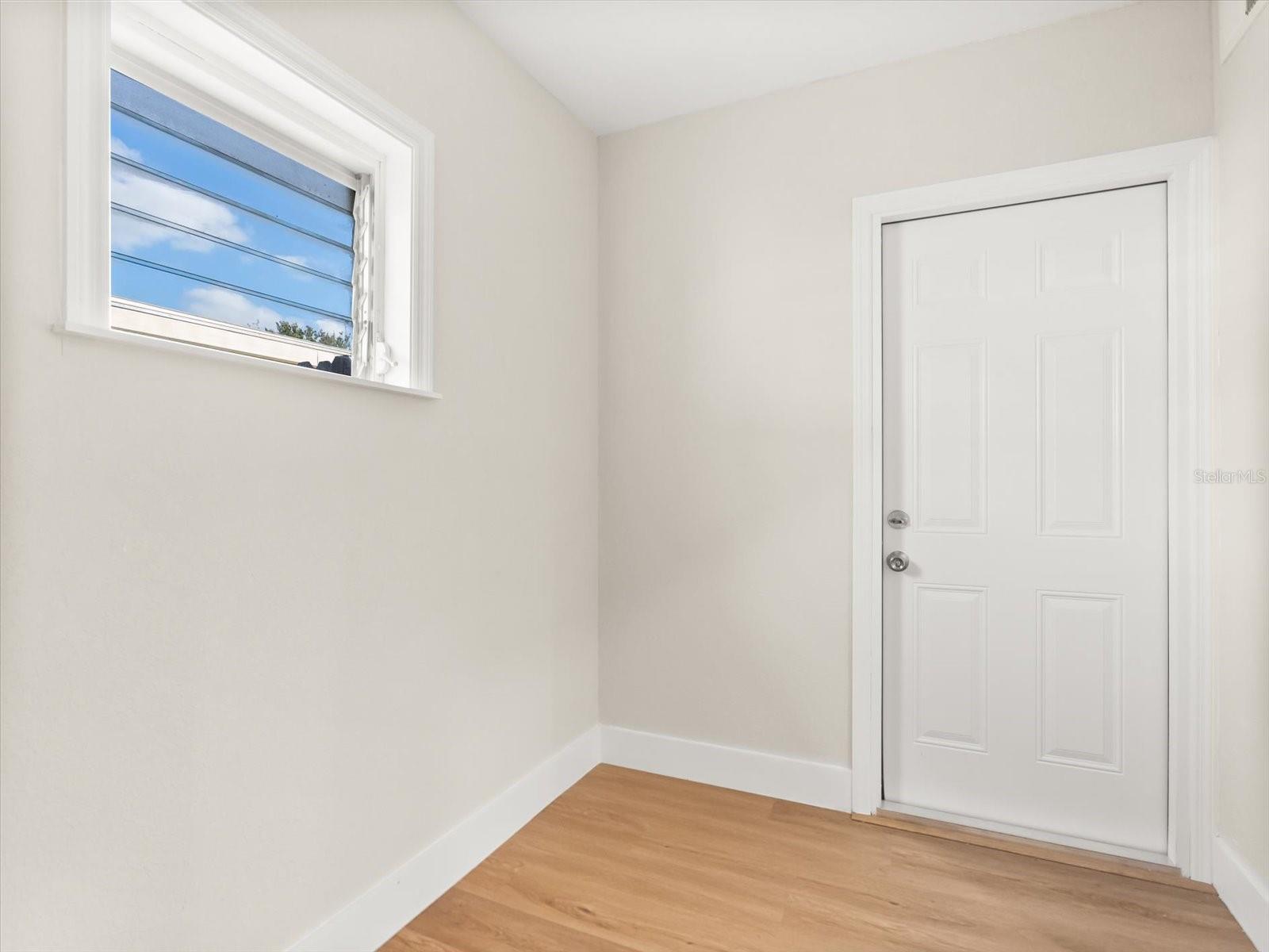 LONGDALE - Residential