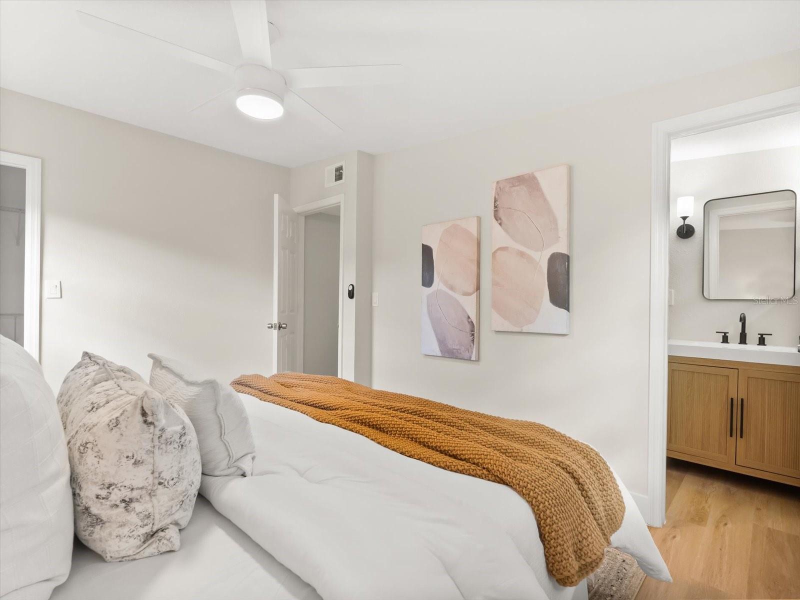 LONGDALE - Residential