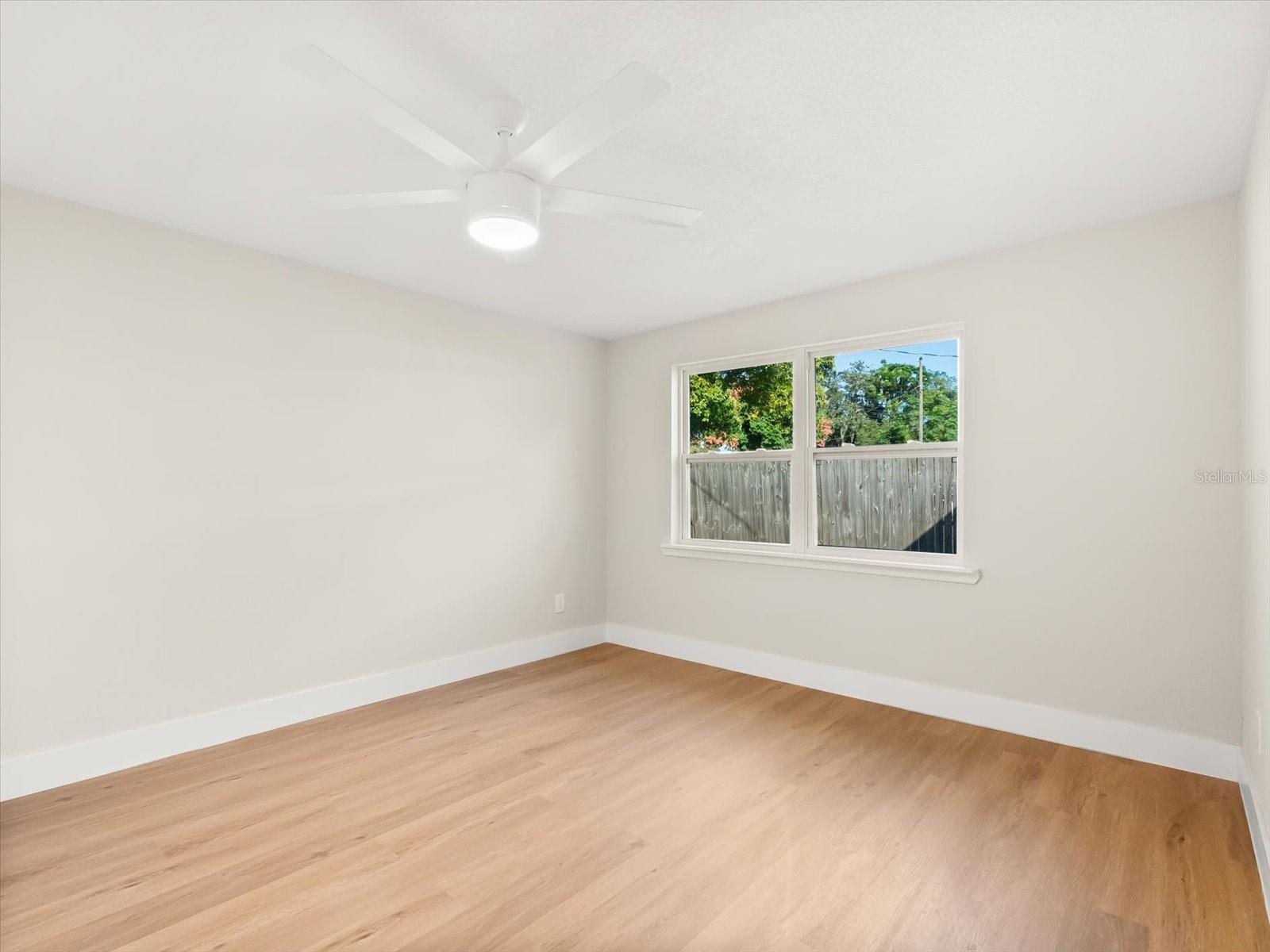 LONGDALE - Residential