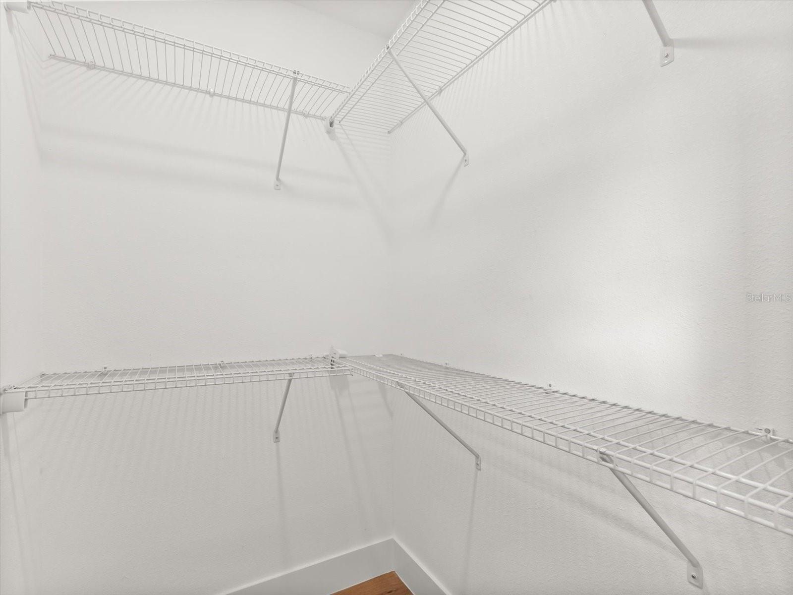 LONGDALE - Residential