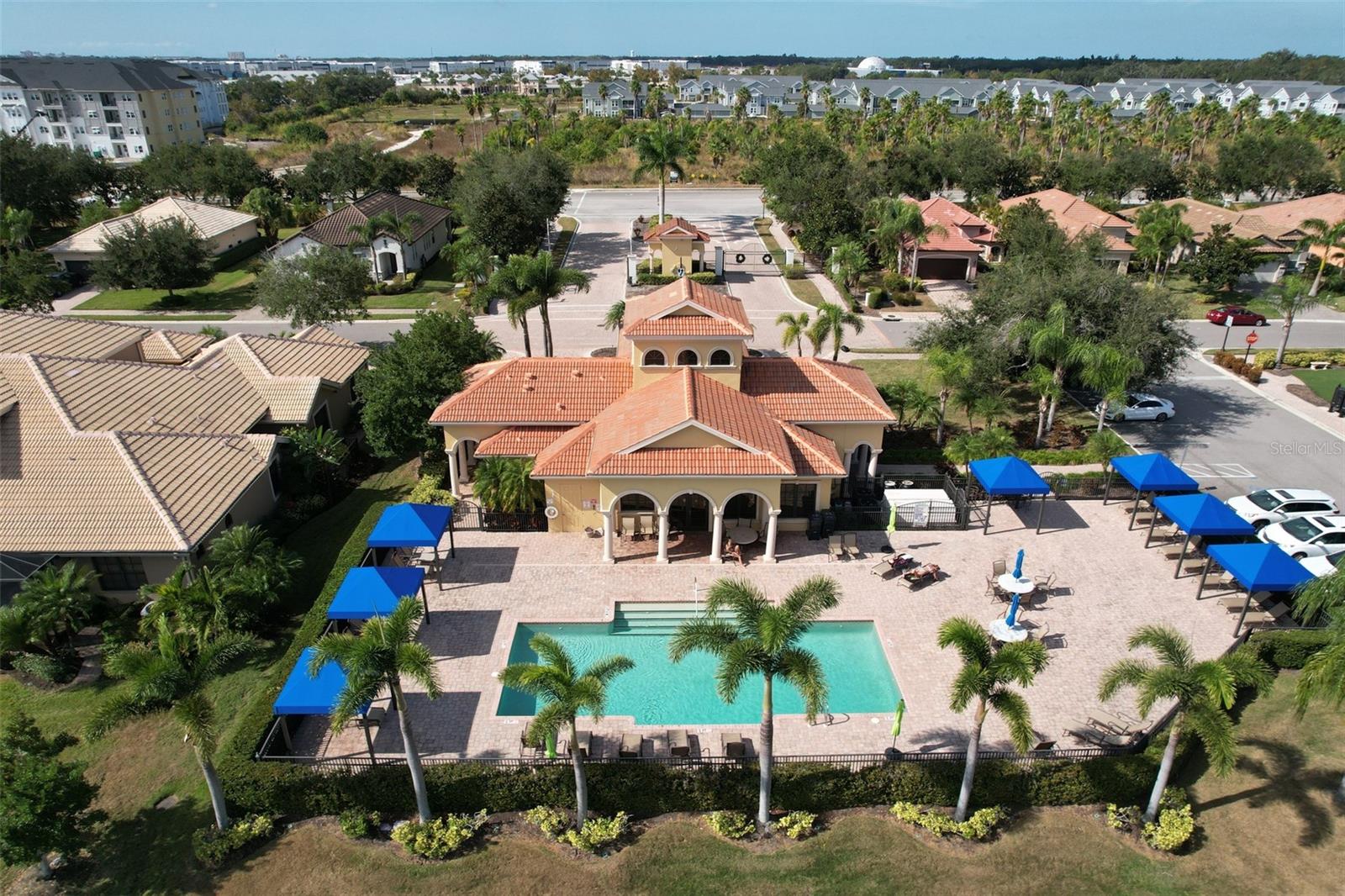 LOT 141 LESS N 13.97 FT, ALL OF LOT 142 BOUGAINVIL - Residential