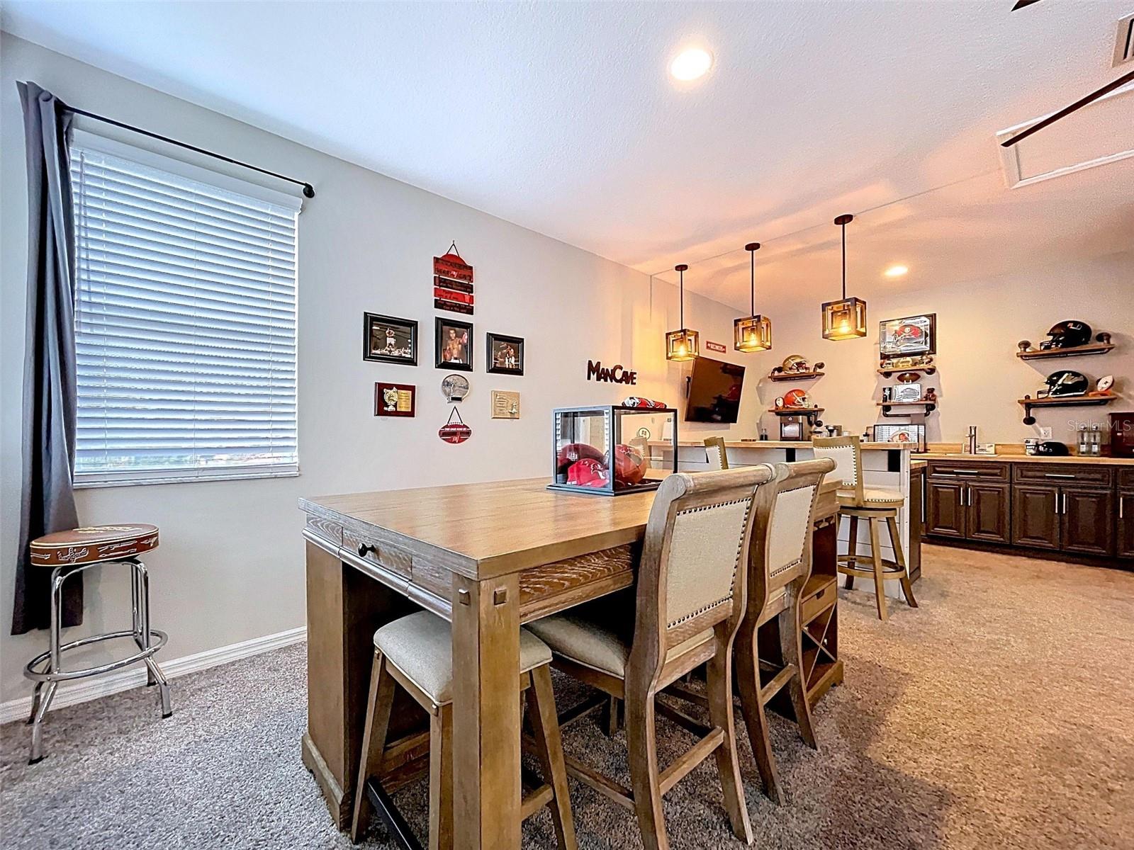 LOT 141 LESS N 13.97 FT, ALL OF LOT 142 BOUGAINVIL - Residential