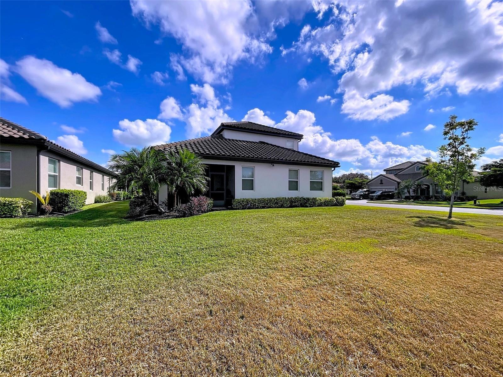 LOT 141 LESS N 13.97 FT, ALL OF LOT 142 BOUGAINVIL - Residential