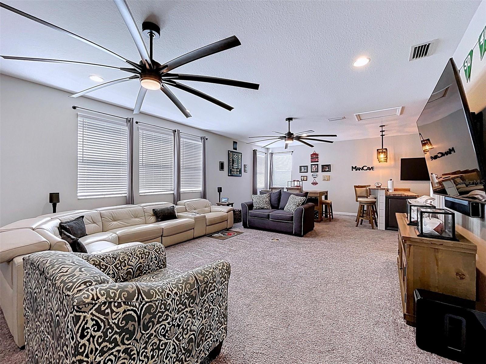 LOT 141 LESS N 13.97 FT, ALL OF LOT 142 BOUGAINVIL - Residential