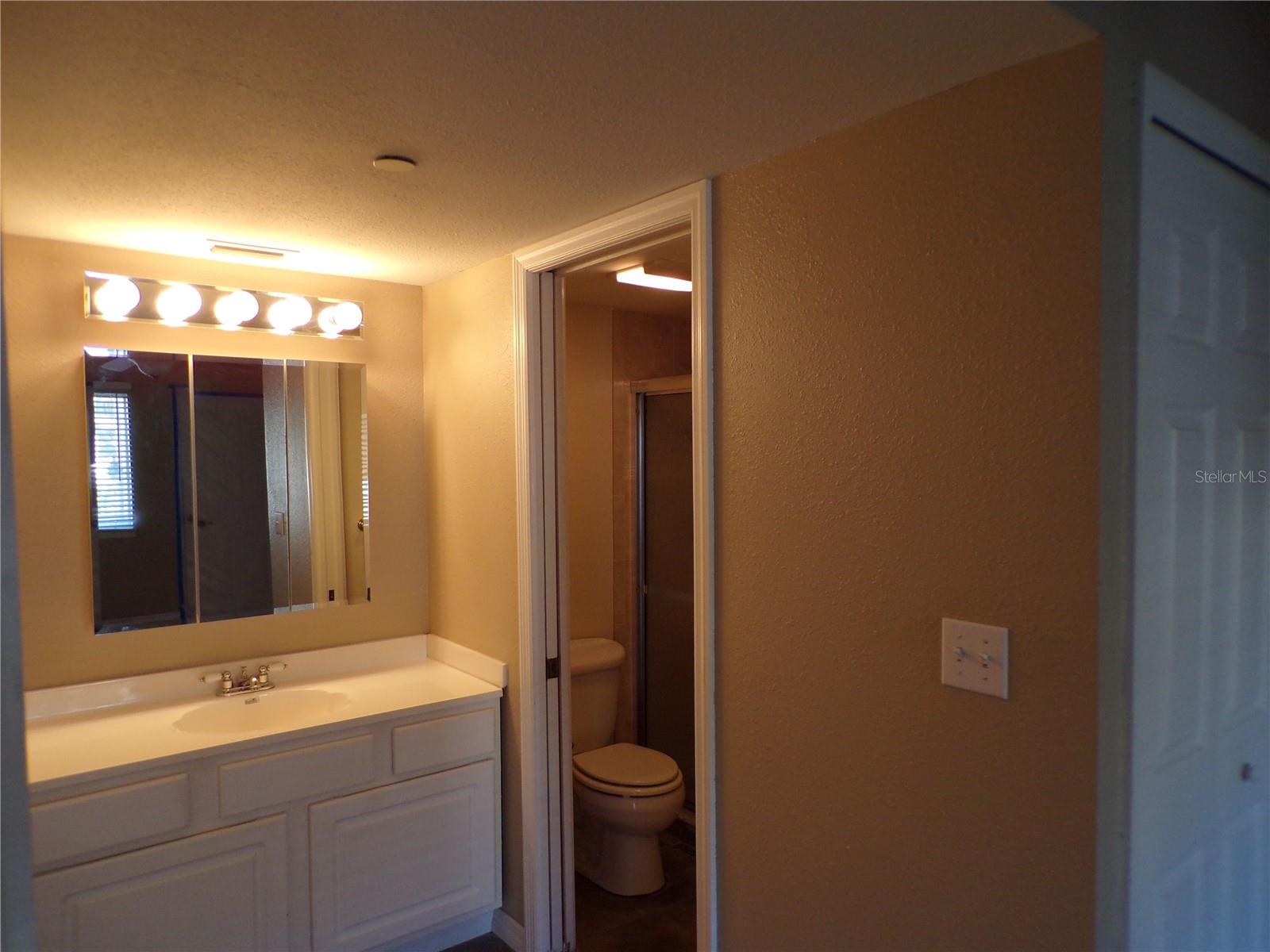 CHARLEVOI - Residential Lease