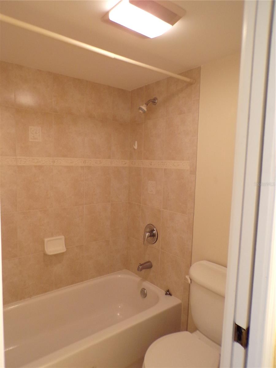 CHARLEVOI - Residential Lease