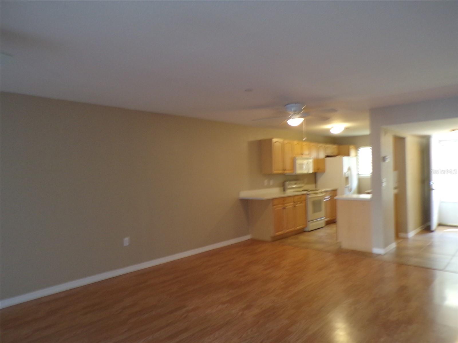 CHARLEVOI - Residential Lease