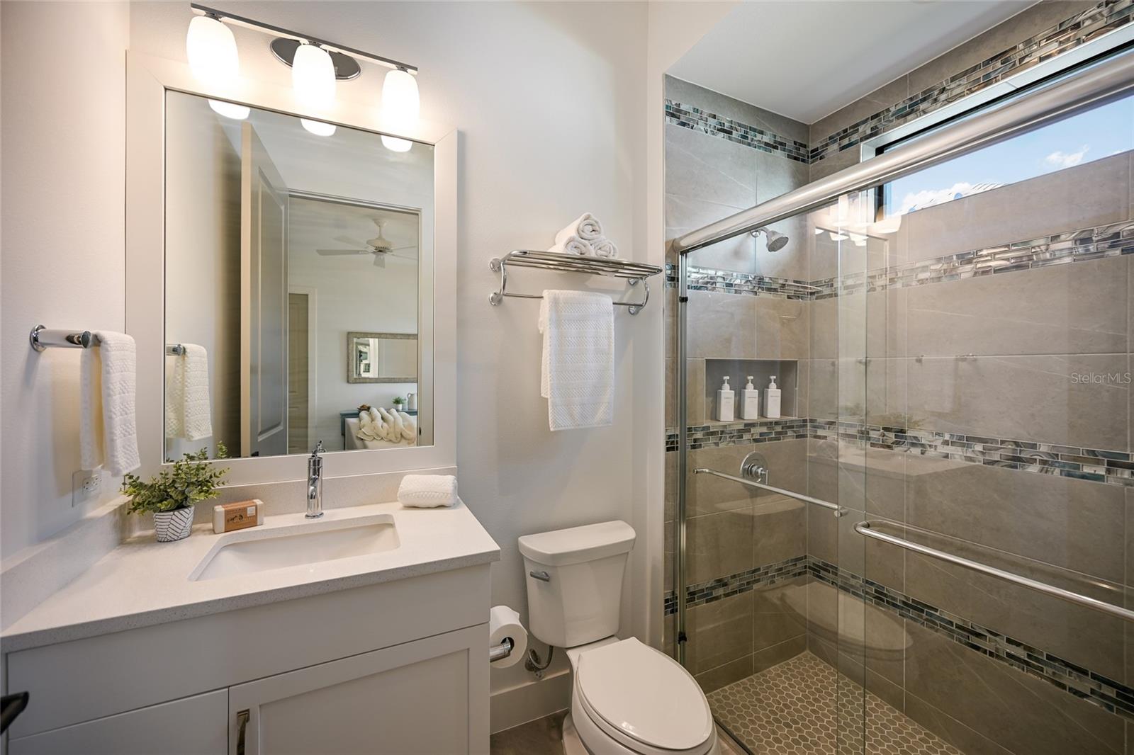 LAKEHOUSE COVE - Residential