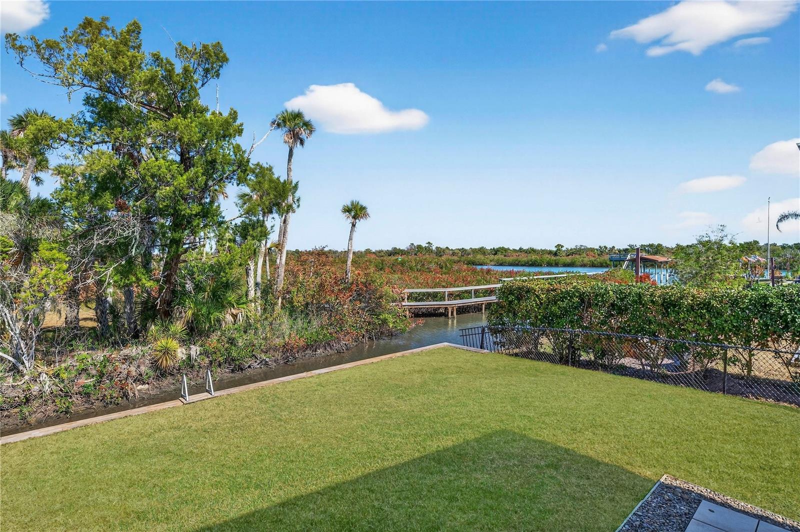 SOUTH WATERFRONT PARK - Residential