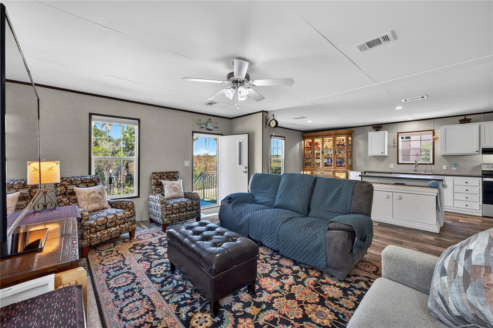 SOUTH WATERFRONT PARK - Residential