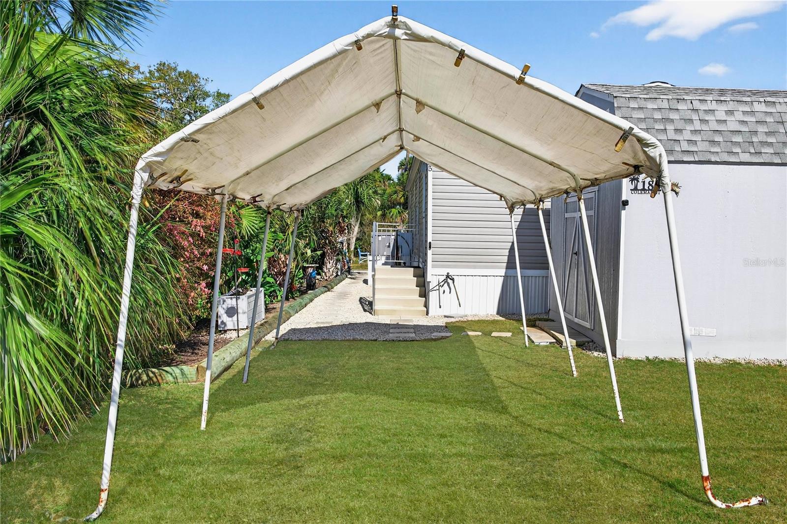 SOUTH WATERFRONT PARK - Residential