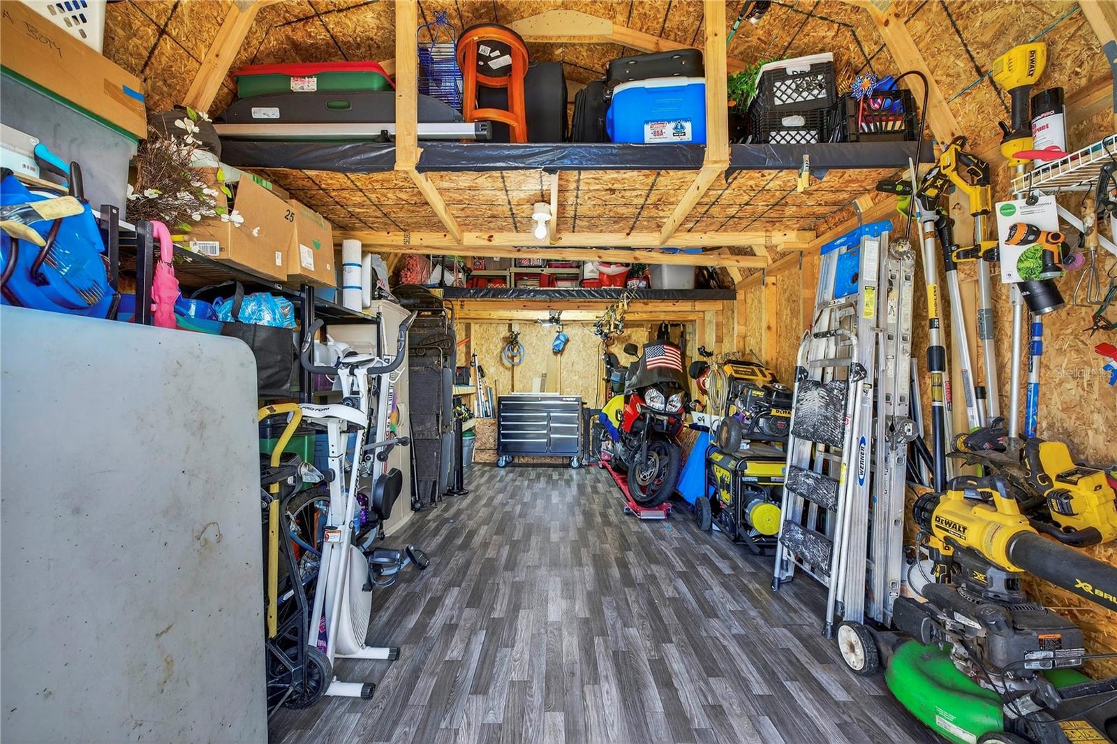 SOUTH WATERFRONT PARK - Residential