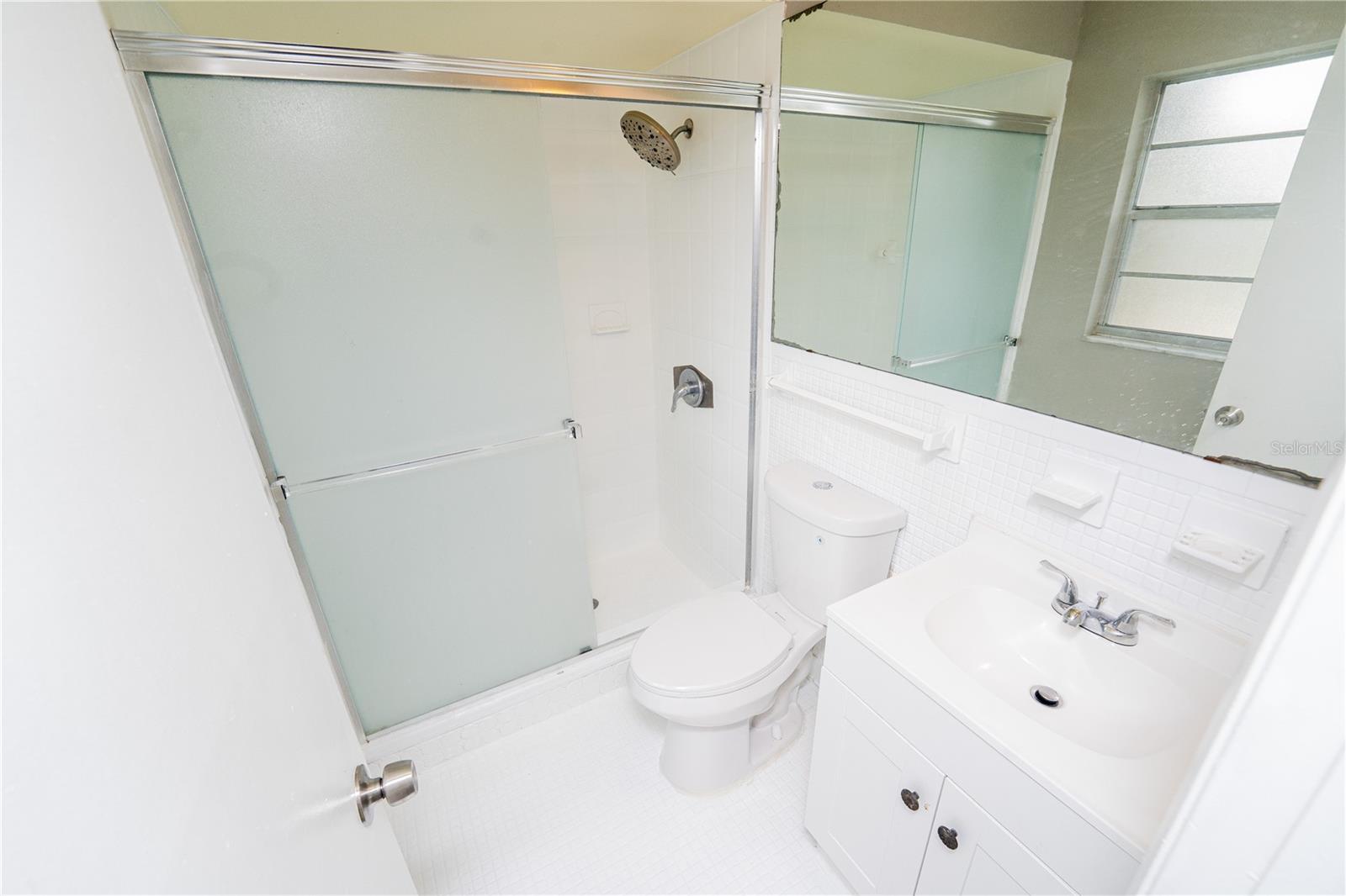 CAMELOT UNIT 2 - Residential Lease