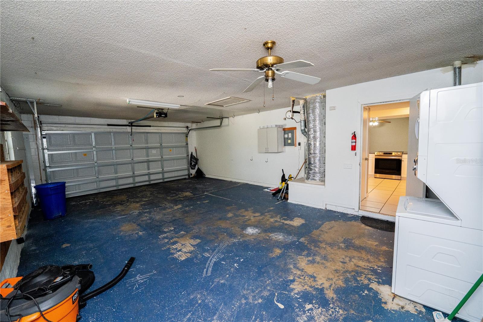 CAMELOT UNIT 2 - Residential Lease