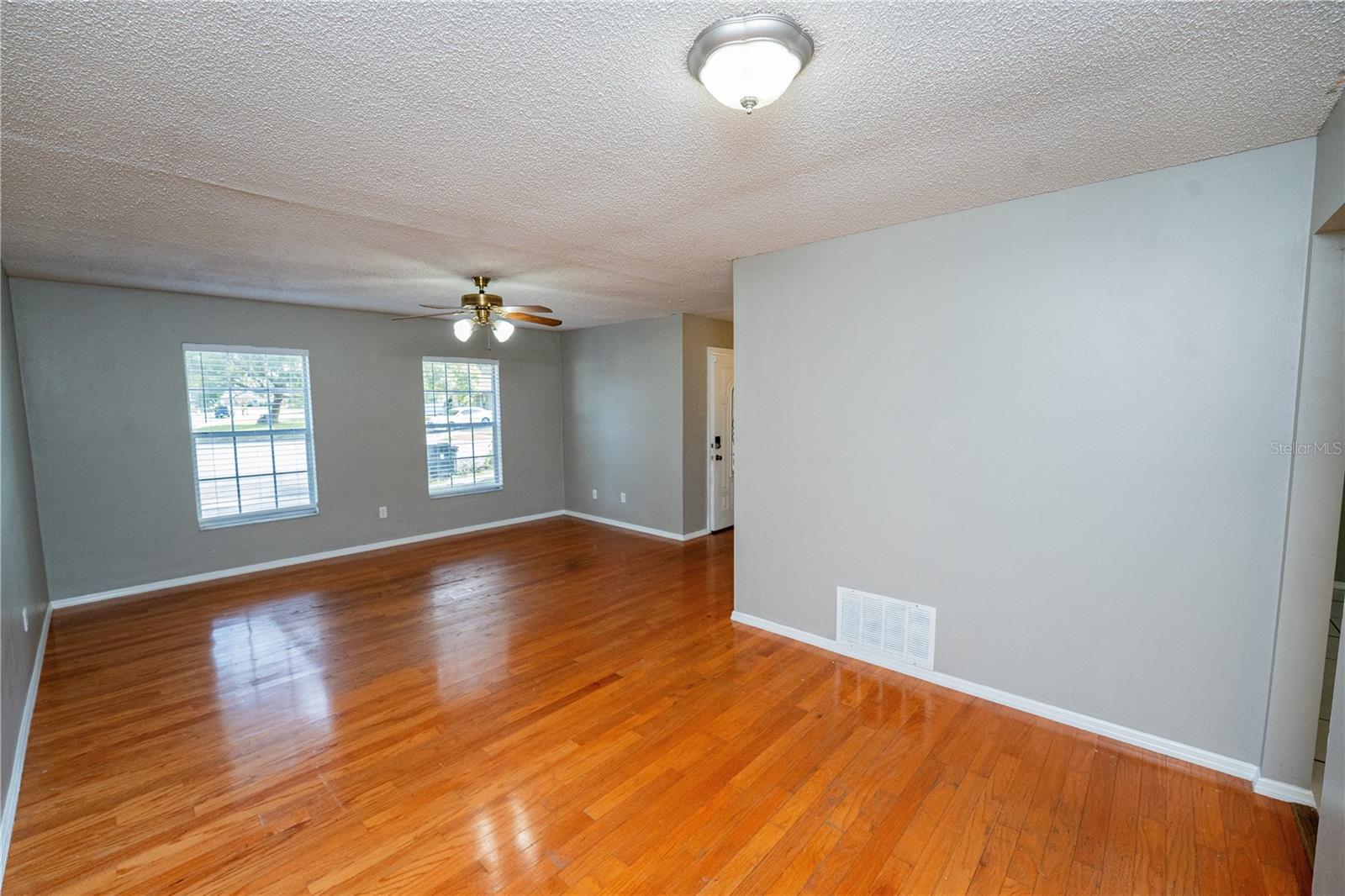 CAMELOT UNIT 2 - Residential Lease