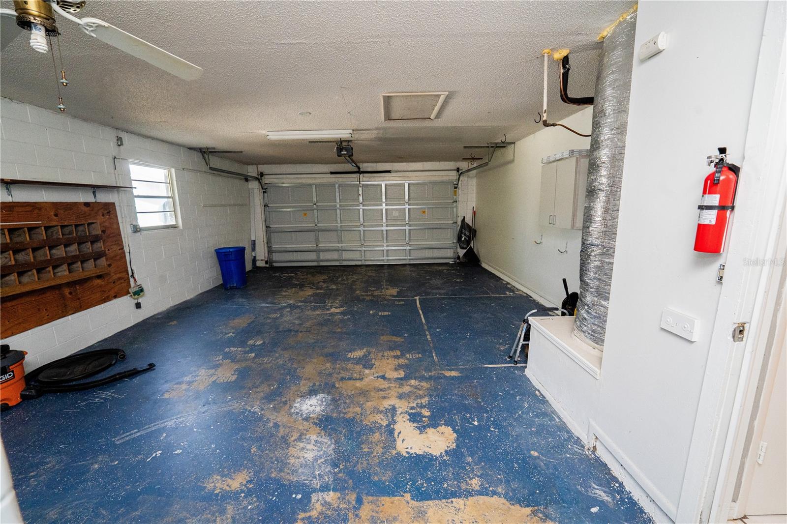 CAMELOT UNIT 2 - Residential Lease