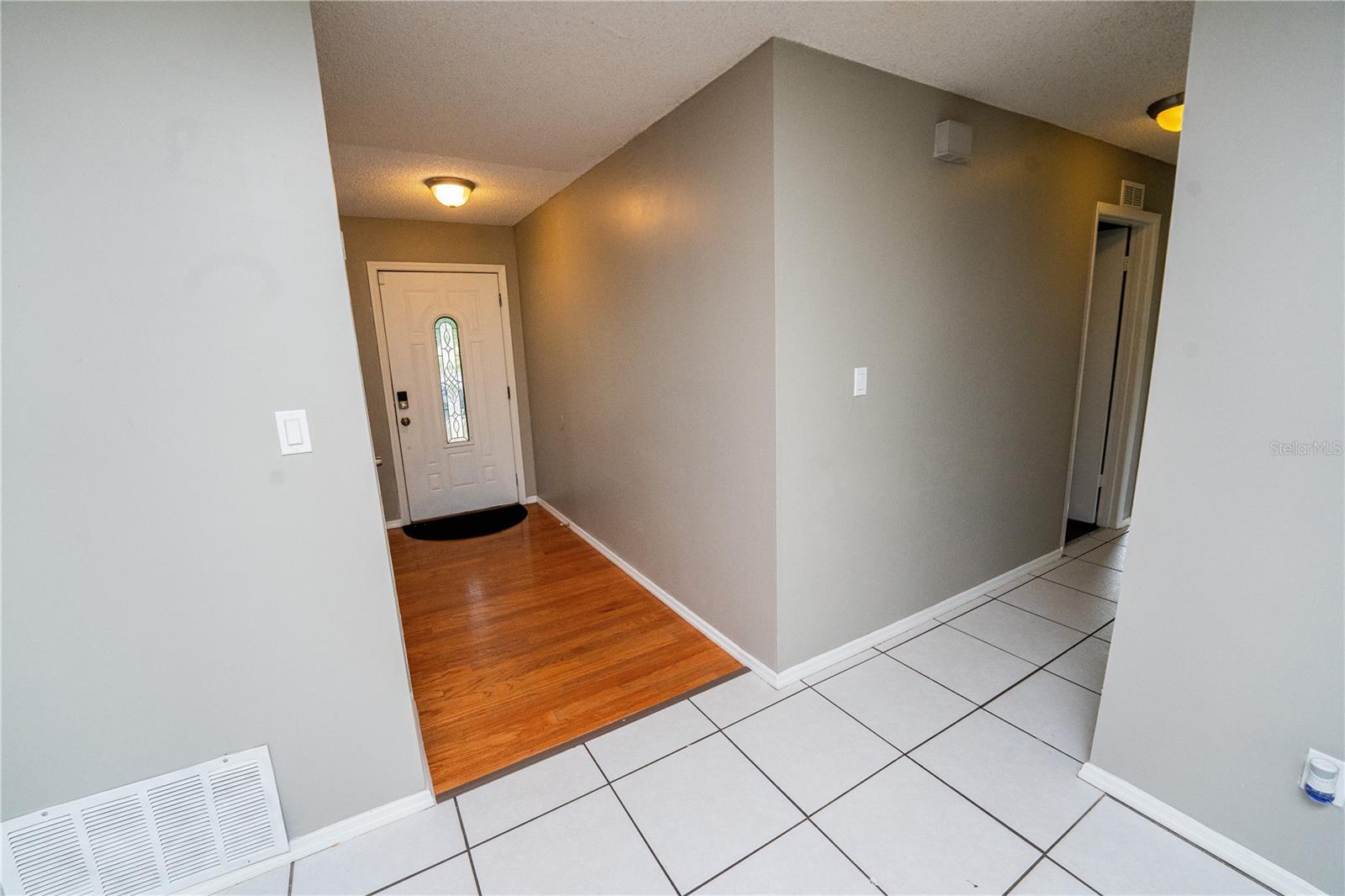 CAMELOT UNIT 2 - Residential Lease