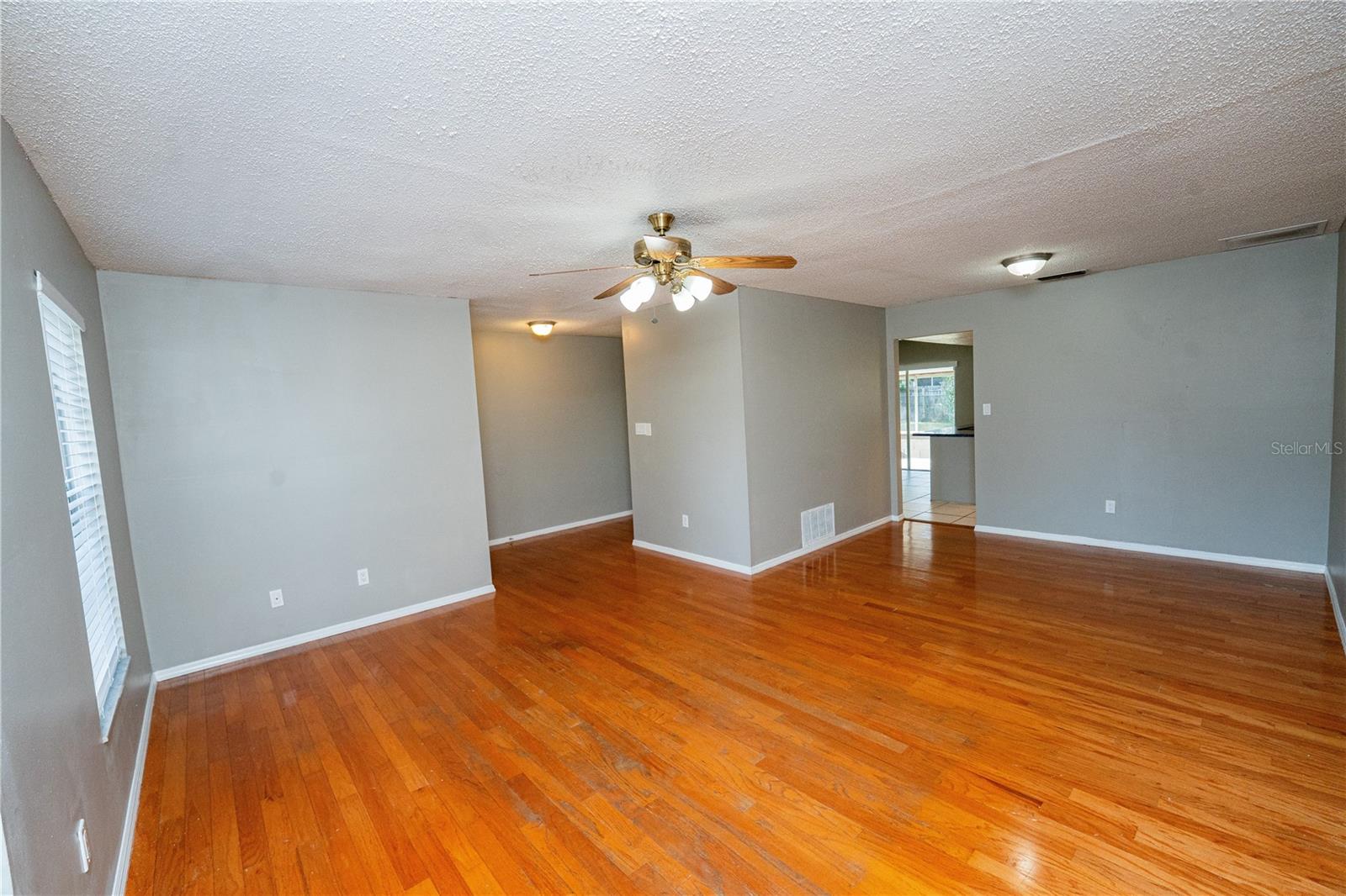 CAMELOT UNIT 2 - Residential Lease