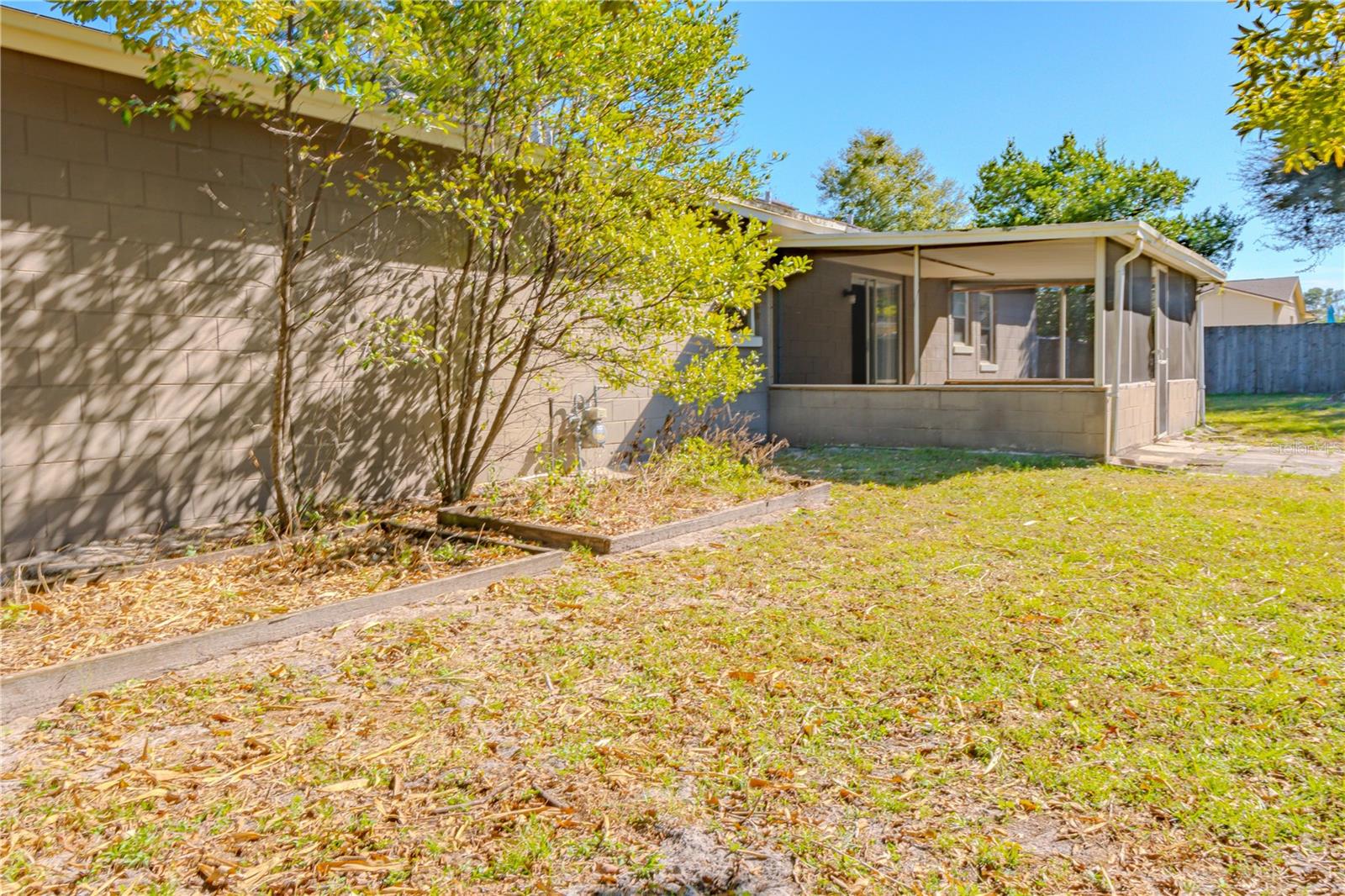 CAMELOT UNIT 2 - Residential Lease