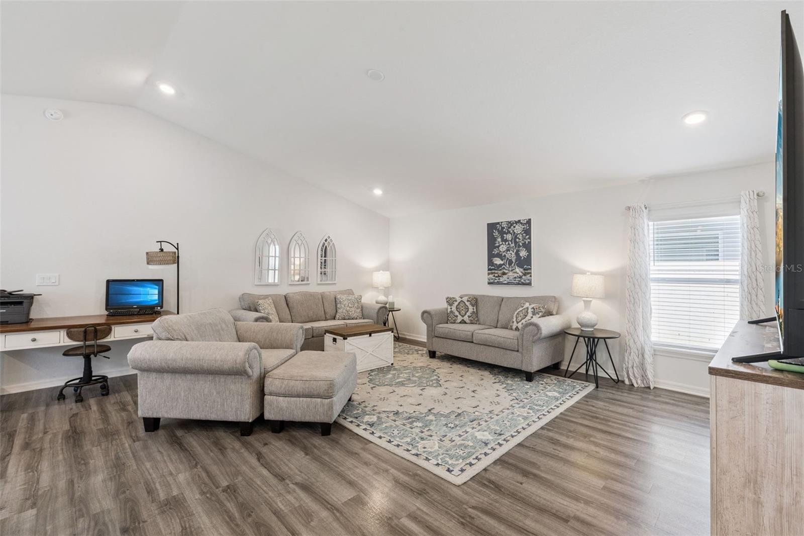 HAMMOCK RESERVE PH 3 - Residential