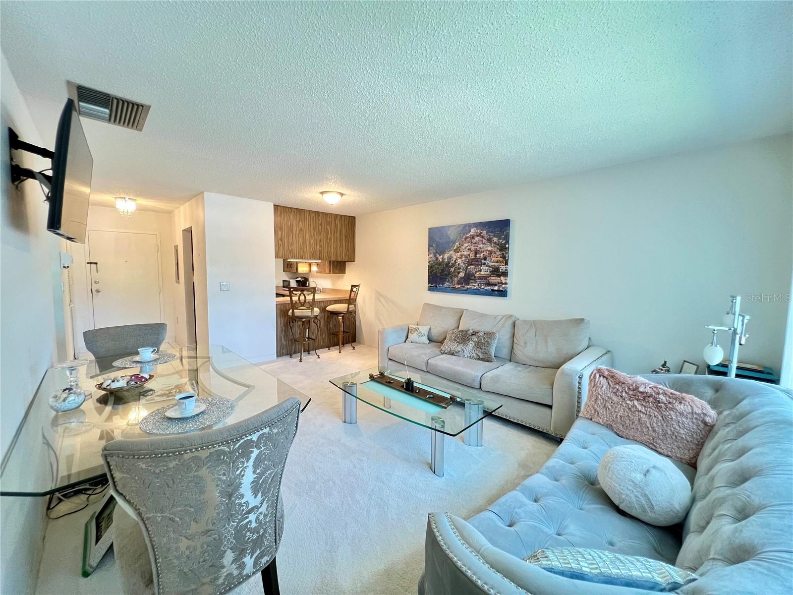 2700 BAYSHORE BOULEVARD 3212