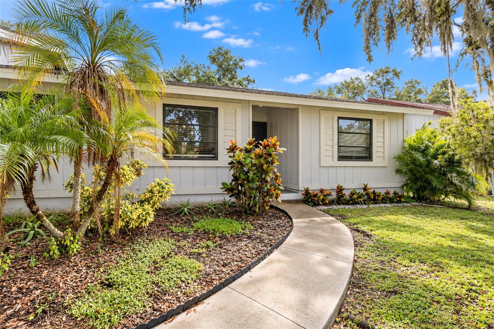 2475 WOOD OAK DRIVE