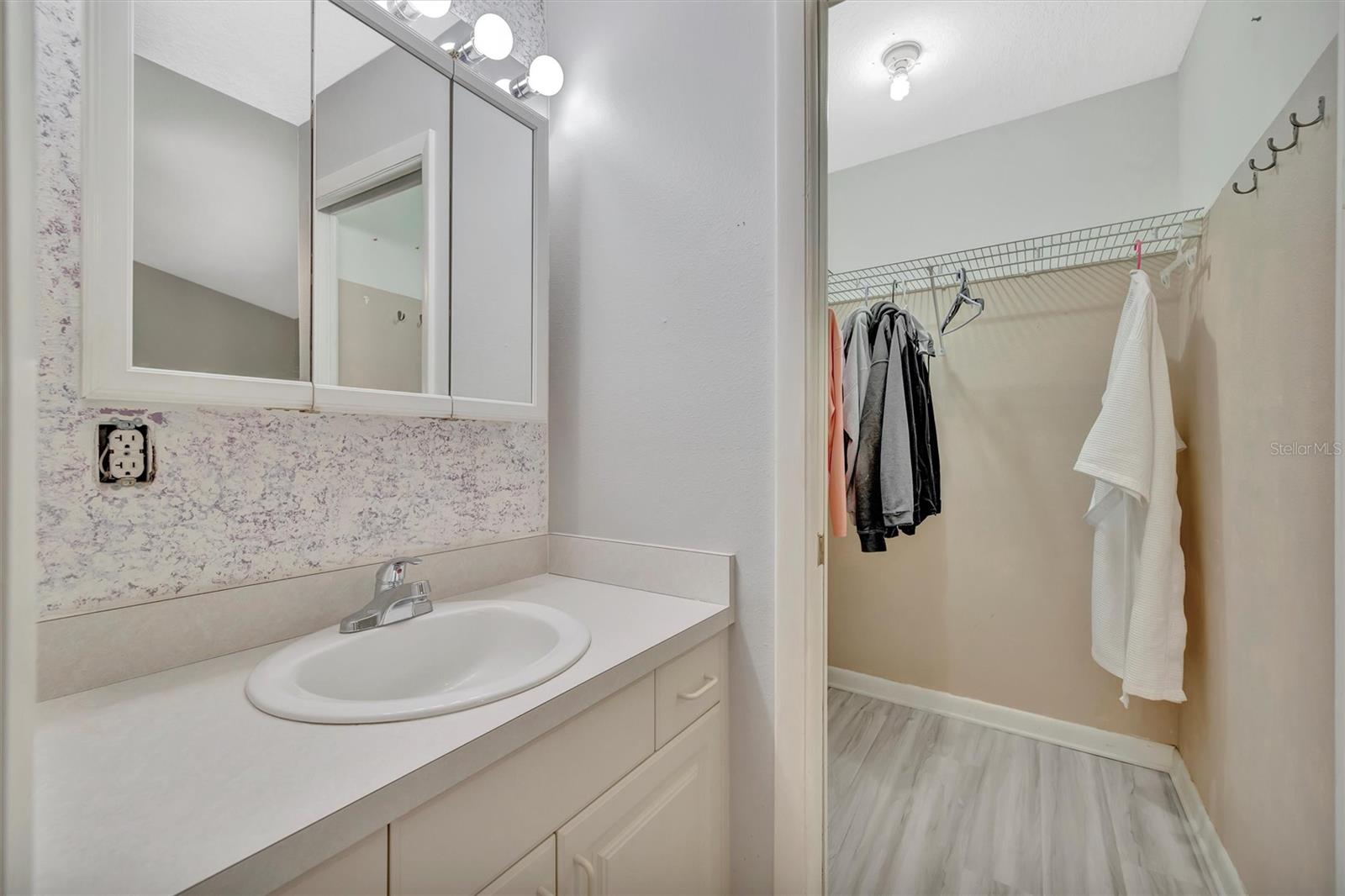 ORYAN VILLAGE - Residential