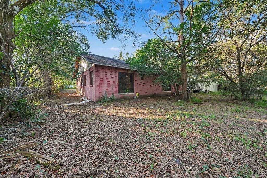 Photo of 12305 N 53rd Street, Temple Terrace, FL 33617 (MLS # TB8461918)