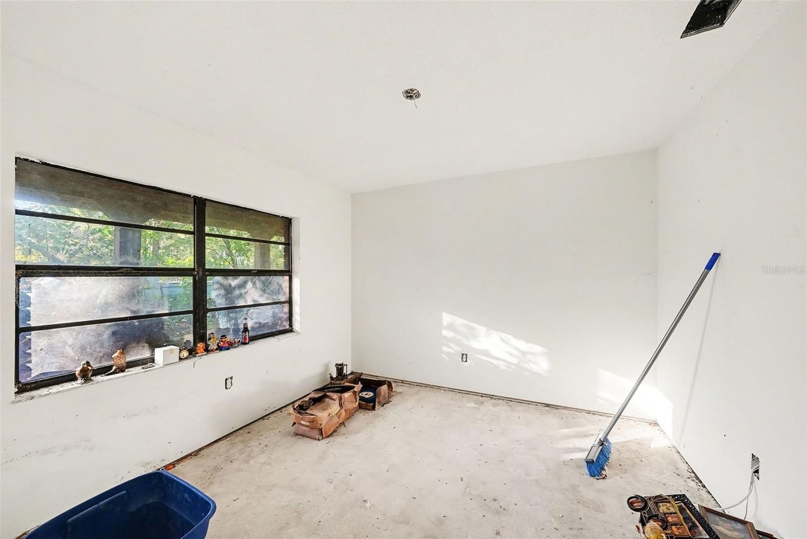 TEMPLE TERRACES - Residential