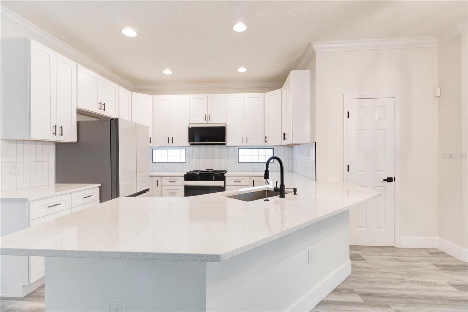BELMERE VILLAGE G-5 - Residential Lease