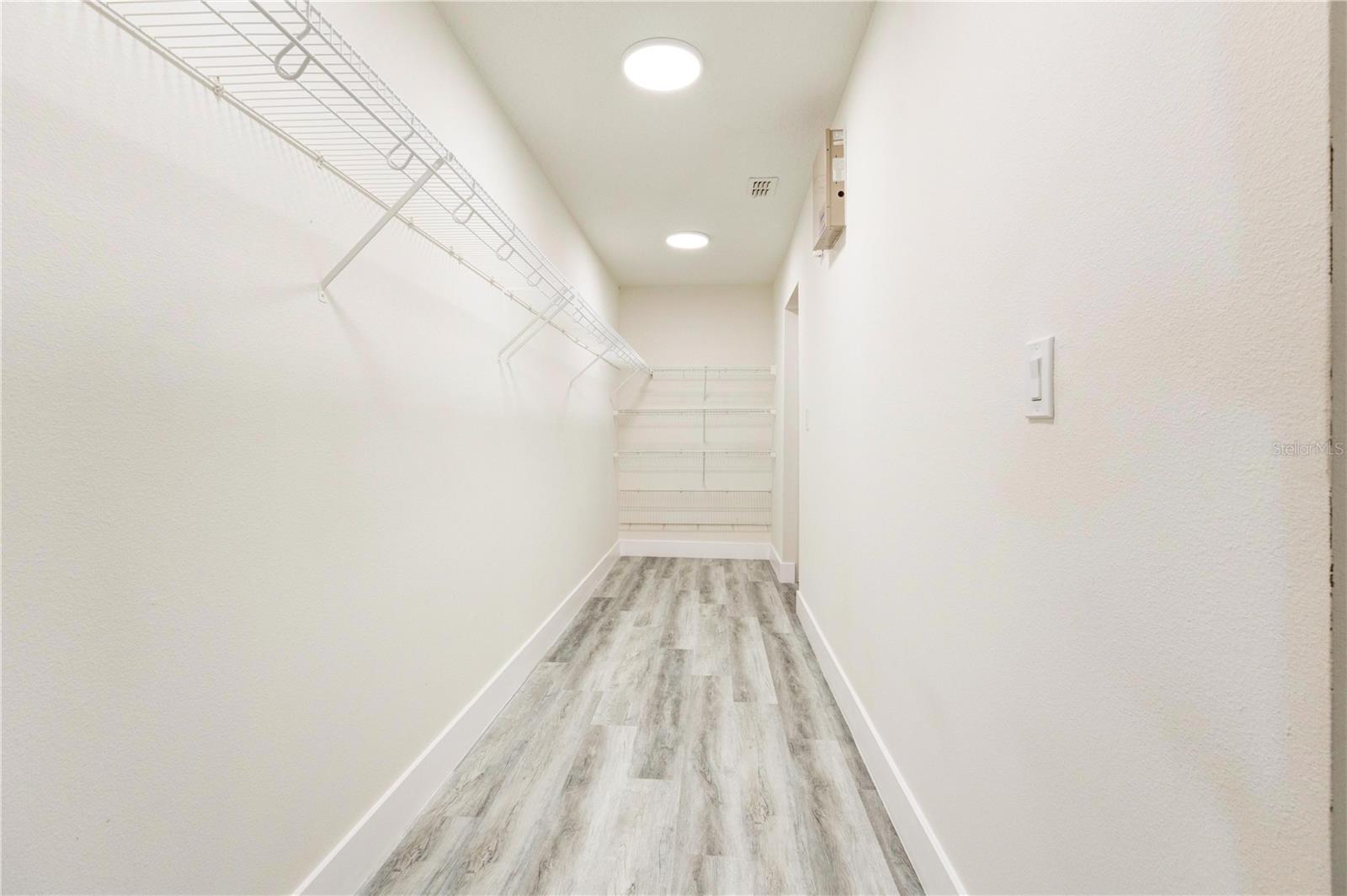 BELMERE VILLAGE G-5 - Residential Lease