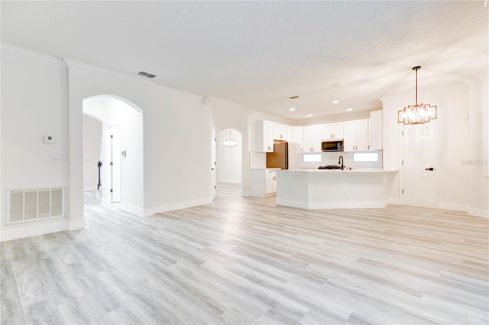 BELMERE VILLAGE G-5 - Residential Lease