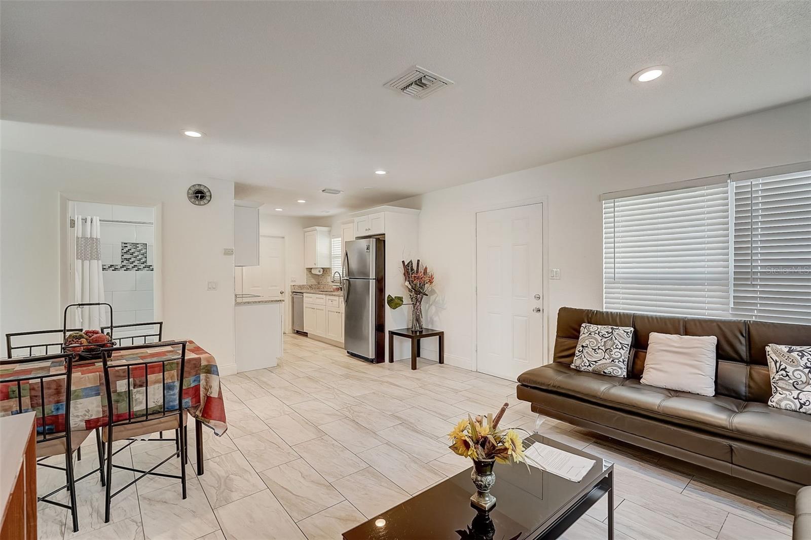 OSPREY AVE SUB - Residential Lease