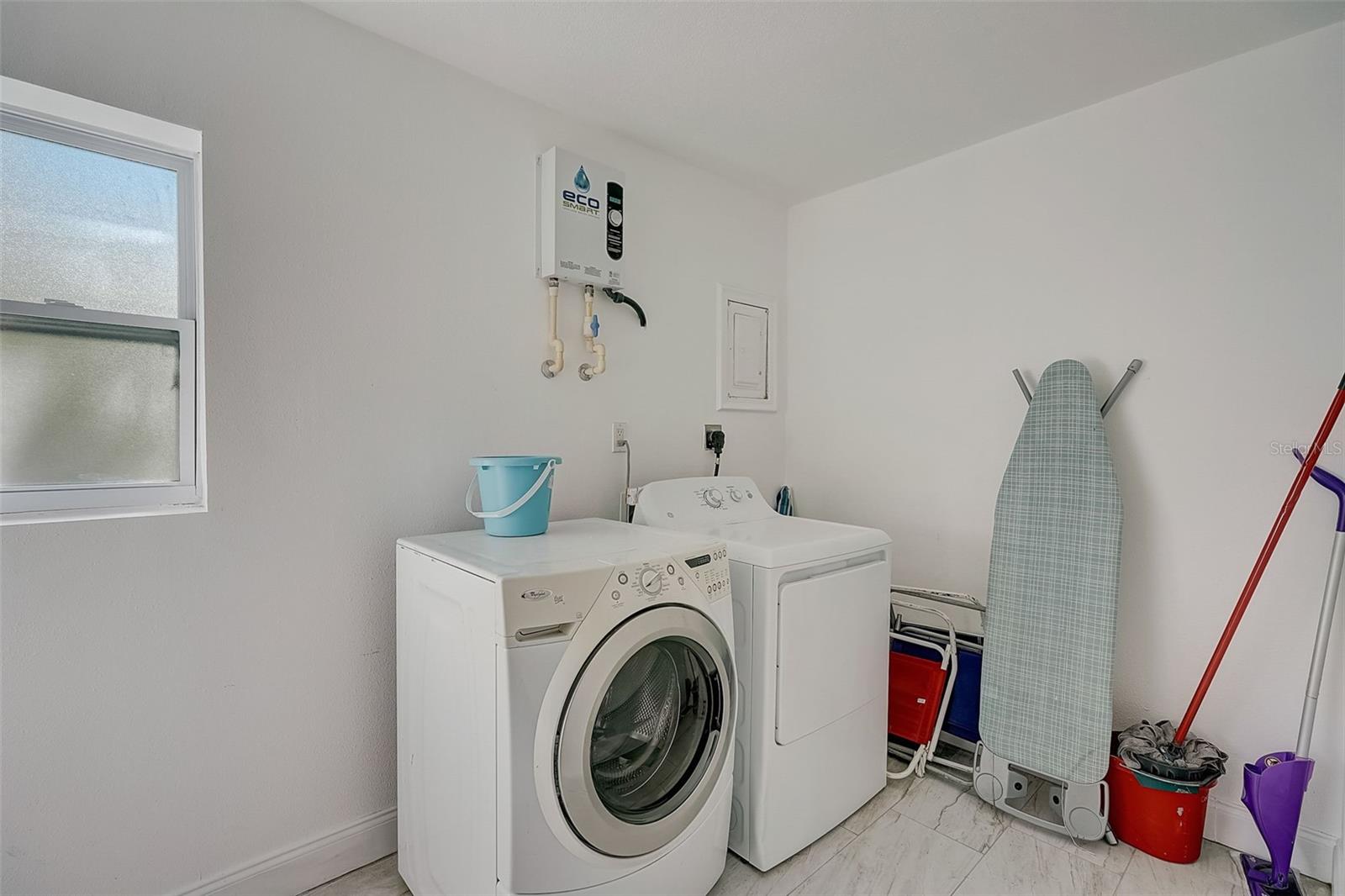 OSPREY AVE SUB - Residential Lease