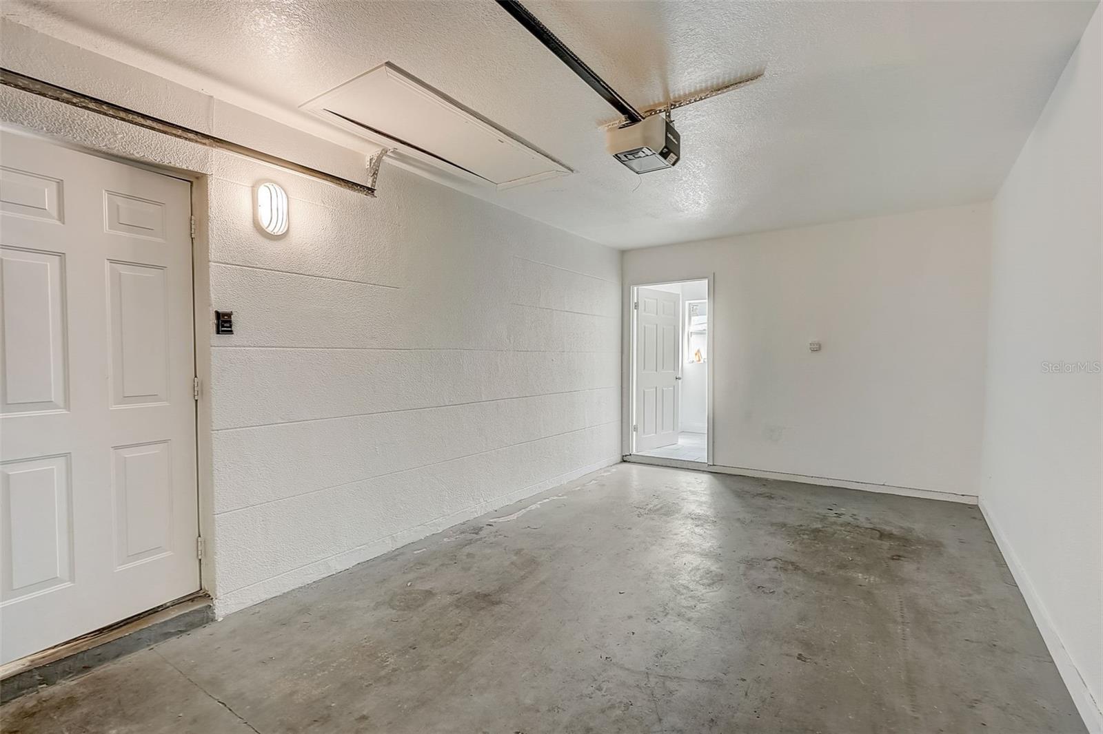 OSPREY AVE SUB - Residential Lease