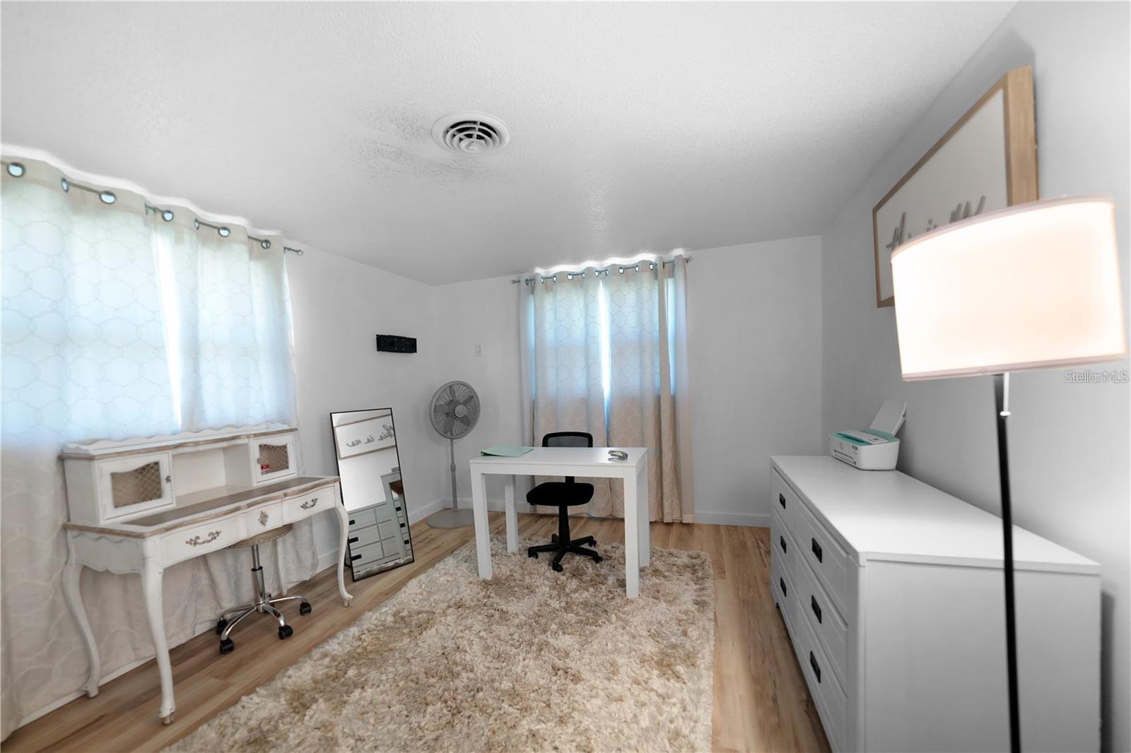 BREEZEWOOD MANOR - Residential