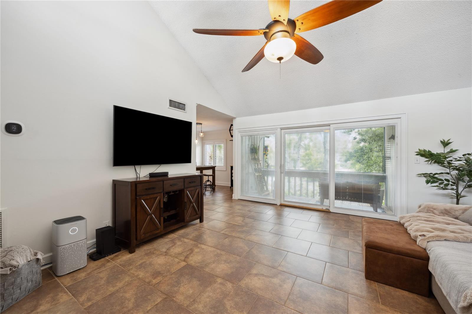 211 CROWN OAKS WAY 205