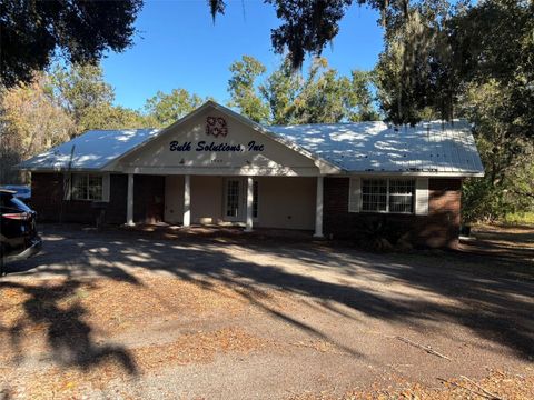 Photo of 4040 Waring Road, Lakeland, FL 33811 (MLS # L4959325)