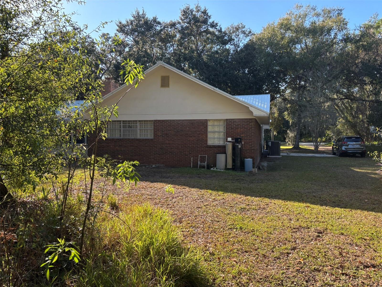 WARING ESTATES - Commercial Sale