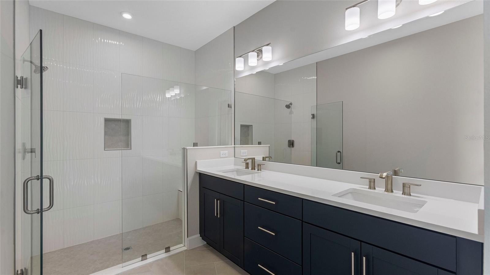 KH CW HAMMOCK OAKS LLC - Residential